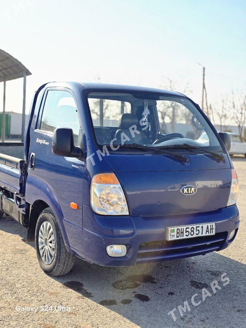 Kia Bongo 2010 - 150 000 TMT - Теджен - img 5