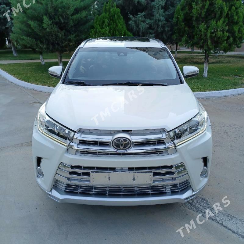 Toyota Highlander 2017 - 417 000 TMT - Тязе заман - img 2