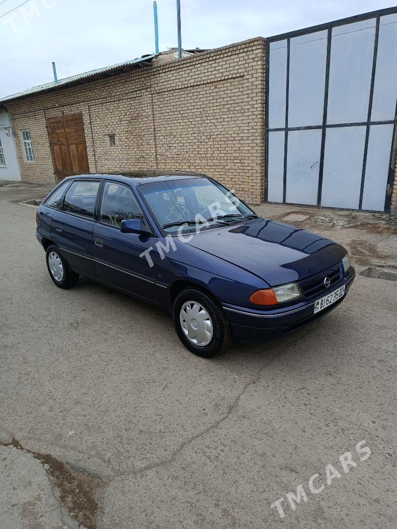 Opel Astra 1993 - 32 000 TMT - Daşoguz - img 4