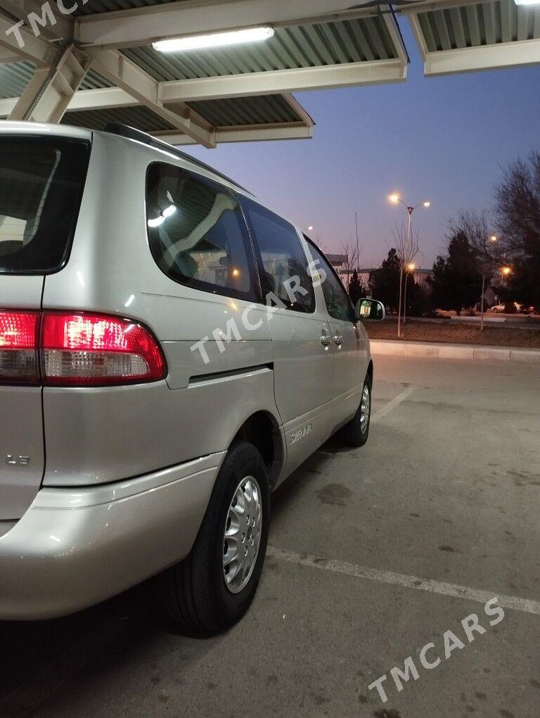 Toyota Sienna 2002 - 150 000 TMT - Балканабат - img 3