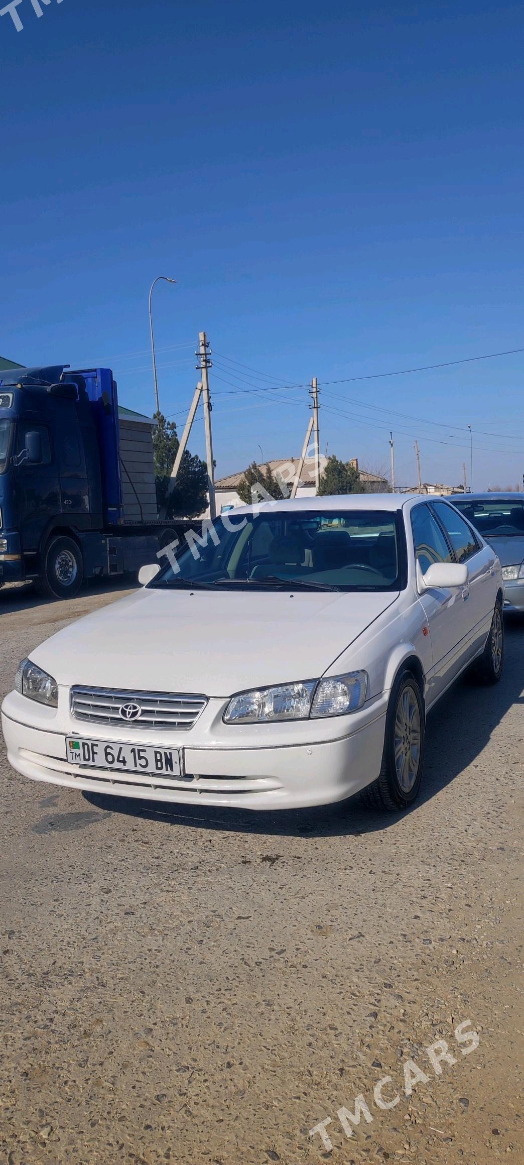 Toyota Camry 2000 - 103 000 TMT - Aşgabat - img 3