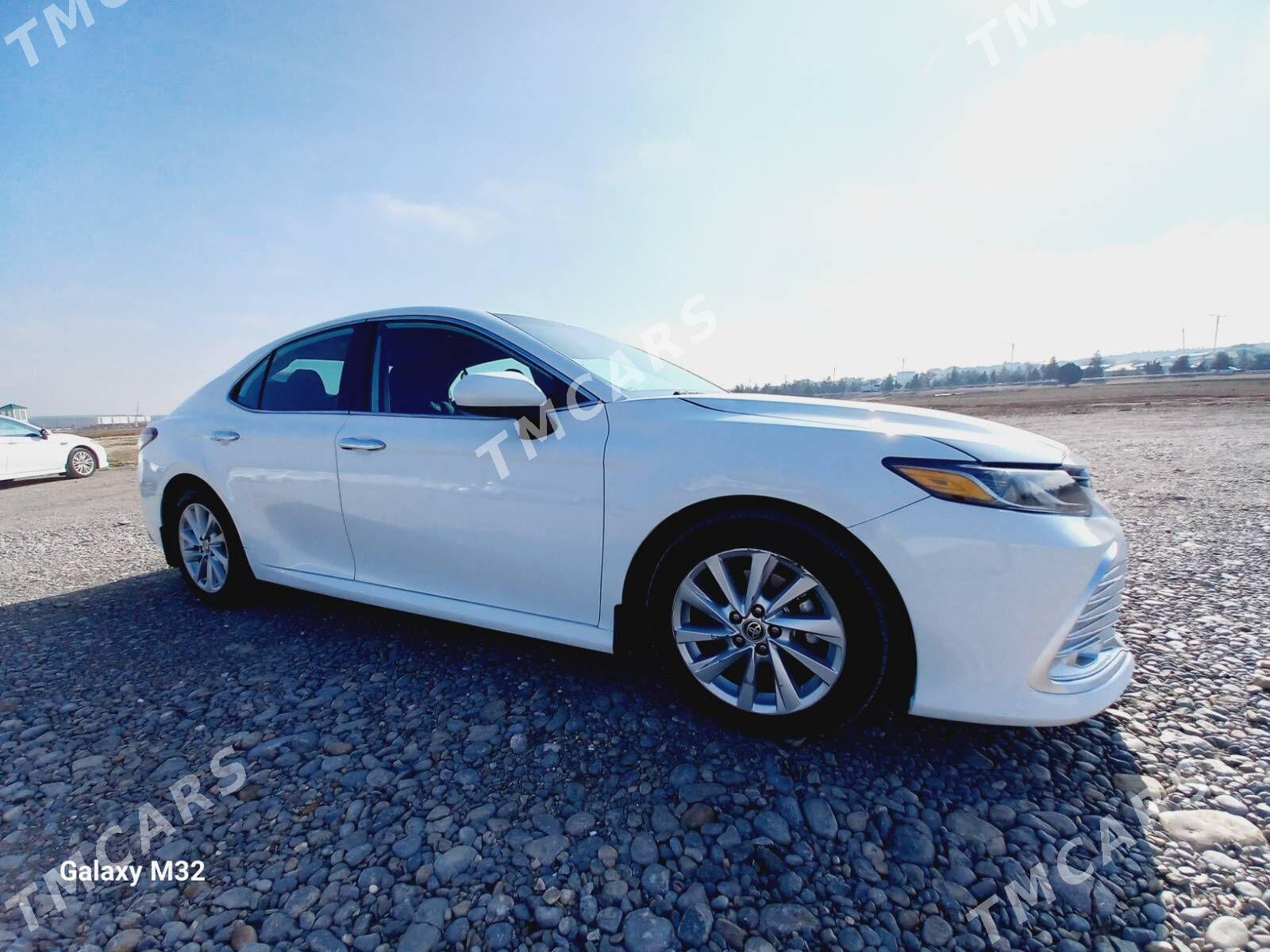 Toyota Camry 2021 - 284 000 TMT - Ашхабад - img 3