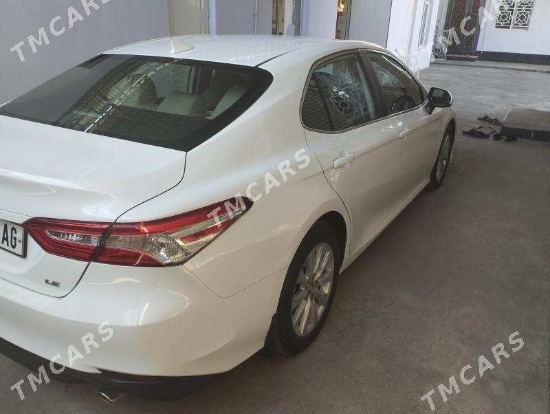 Toyota Camry 2019 - 330 000 TMT - Büzmeýin - img 5