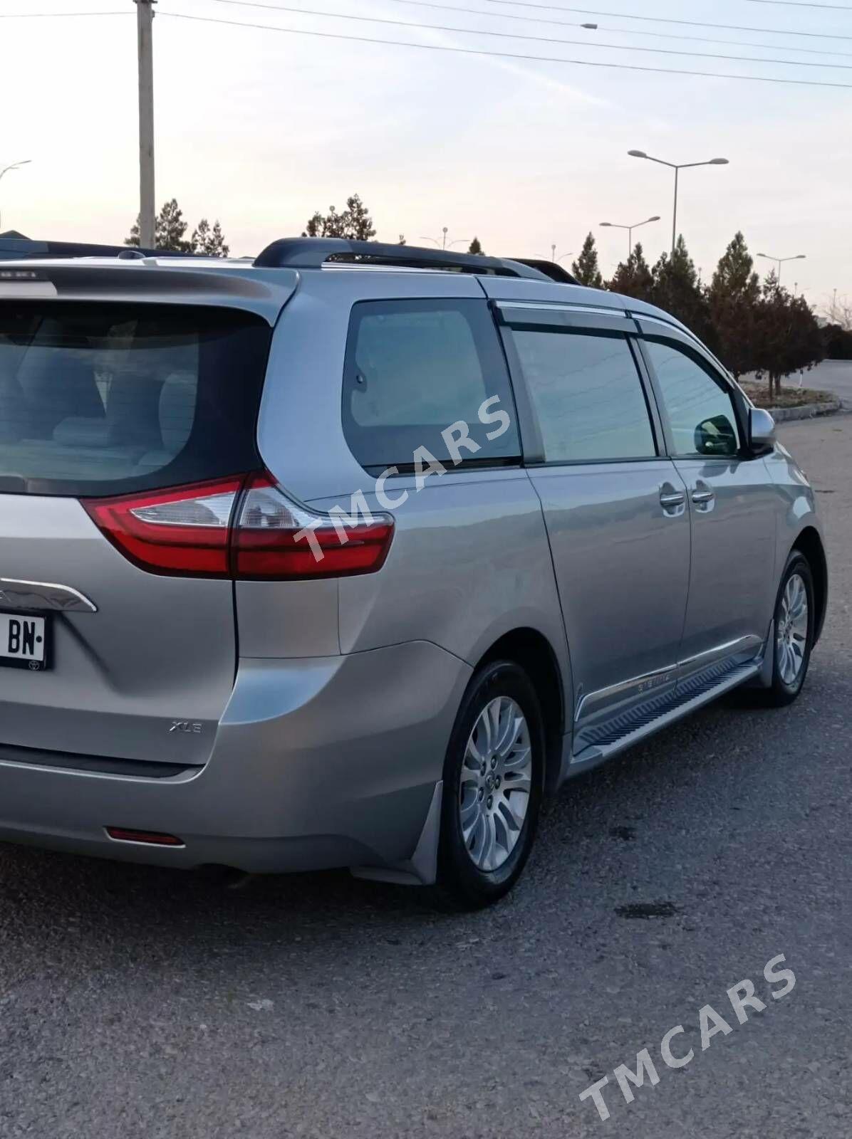 Toyota Sienna 2015 - 332 000 TMT - Balkanabat - img 2