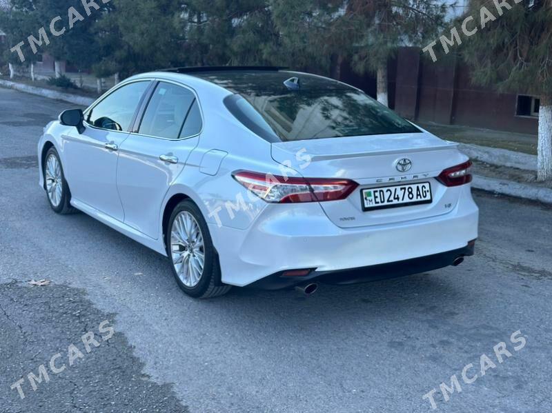 Toyota Camry 2018 - 385 000 TMT - Ашхабад - img 2