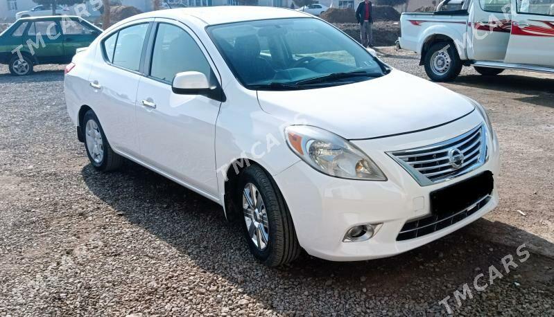 Nissan Versa 2013 - 93 000 TMT - Мары - img 3