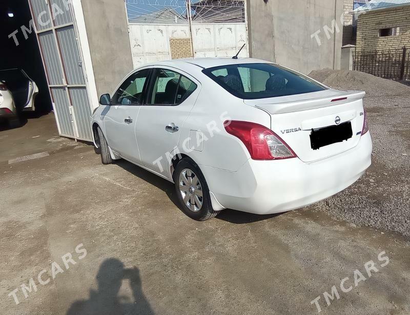 Nissan Versa 2013 - 93 000 TMT - Мары - img 2