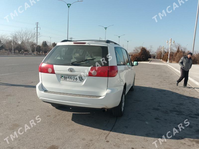 Toyota Sienna 2008 - 160 000 TMT - Daşoguz - img 4