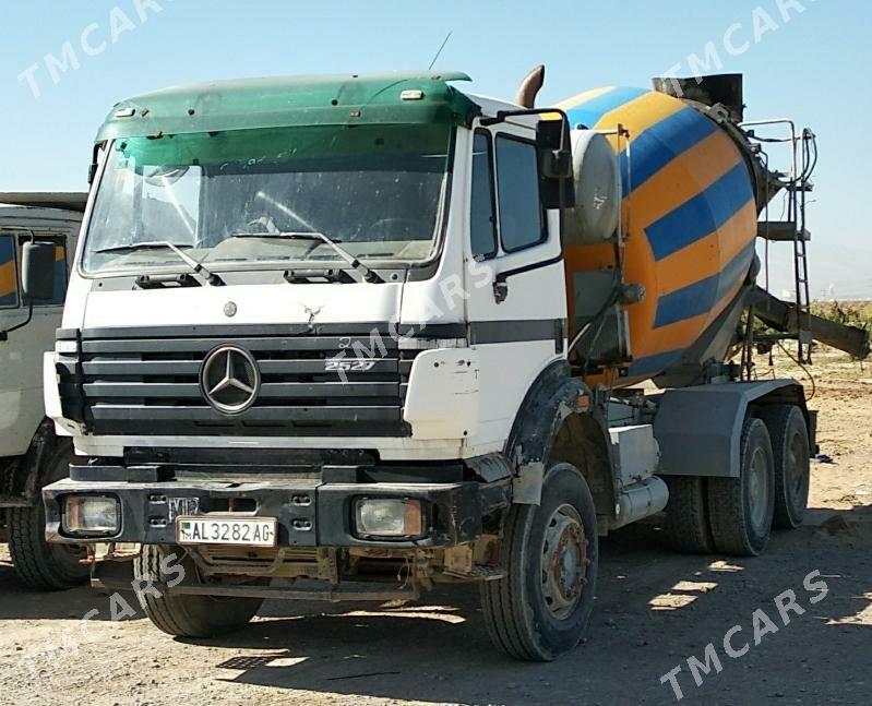 Mercedes-Benz ACTROS 3331 1998 - 420 000 TMT - Bedew - img 2