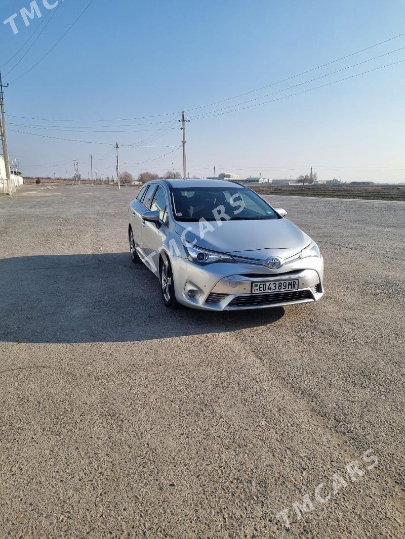 Toyota Avensis 2018 - 330 000 TMT - Мары - img 2