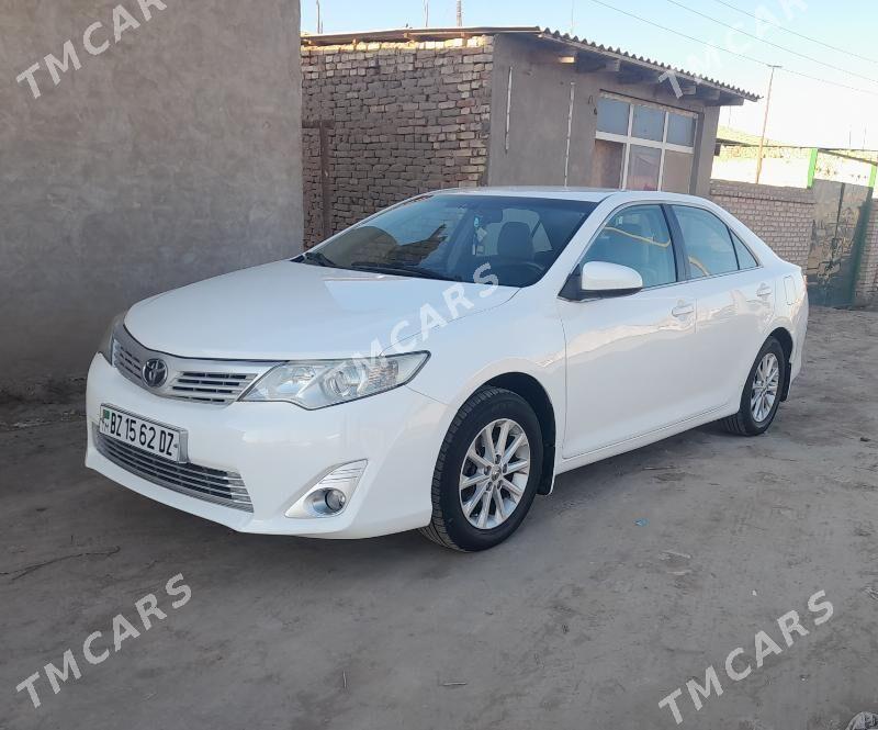 Toyota Camry 2012 - 170 000 TMT - Boldumsaz - img 3