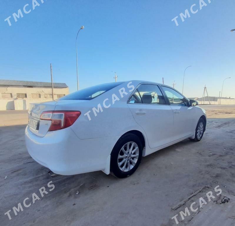 Toyota Camry 2012 - 170 000 TMT - Boldumsaz - img 2