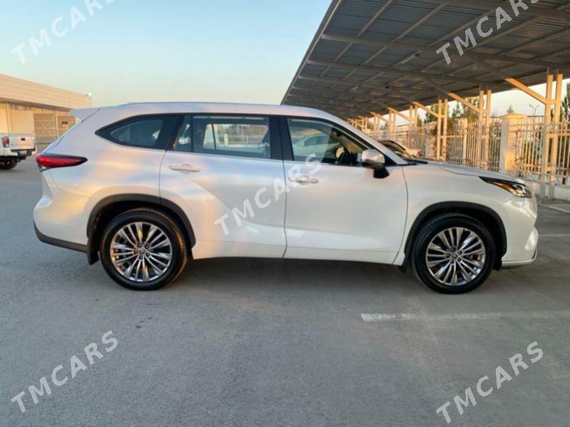 Toyota Highlander 2022 - 745 000 TMT - Aşgabat - img 2