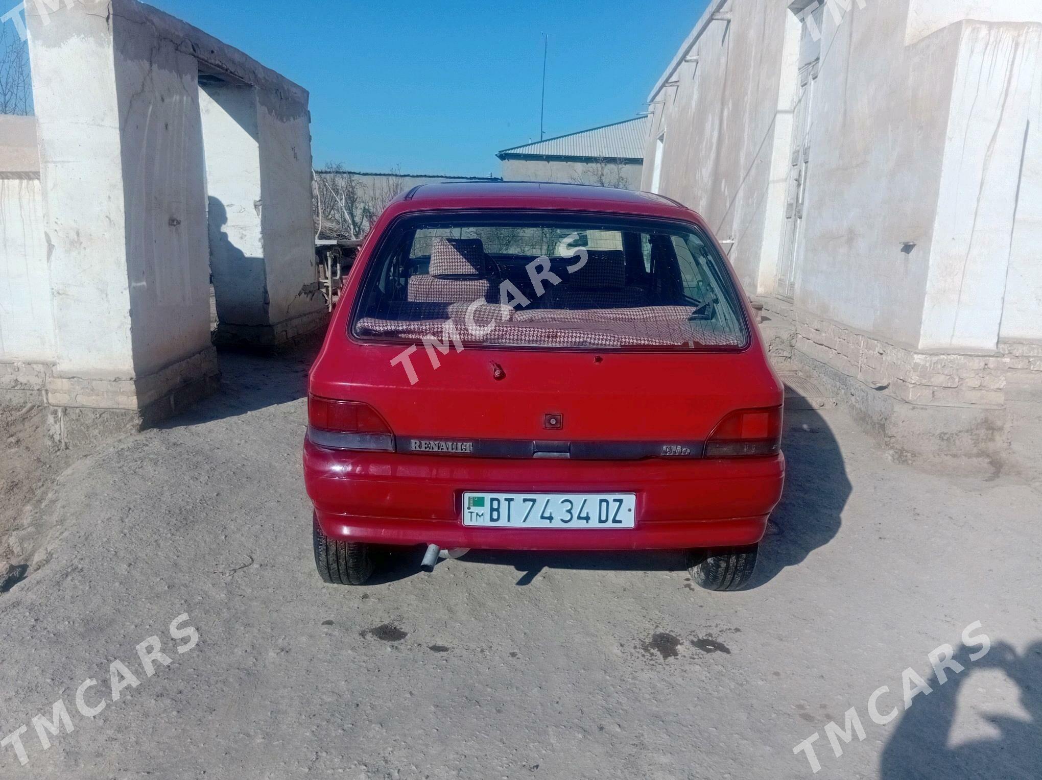 Renault Clio 1993 - 25 000 TMT - Şabat etr. - img 3