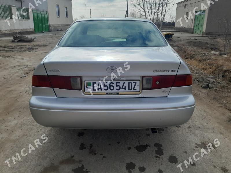 Toyota Camry 2000 - 145 000 TMT - Köneürgenç - img 3