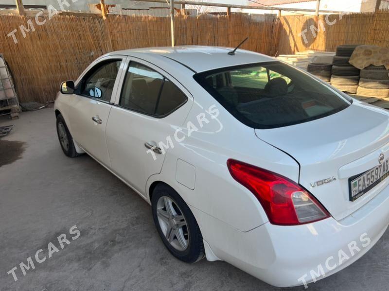 Nissan Versa 2011 - 79 000 TMT - Ашхабад - img 4