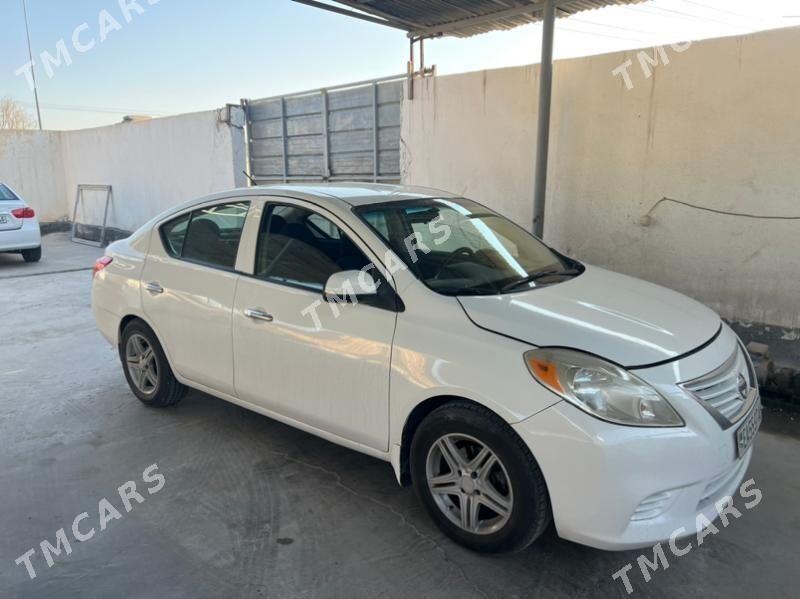 Nissan Versa 2011 - 79 000 TMT - Ашхабад - img 5