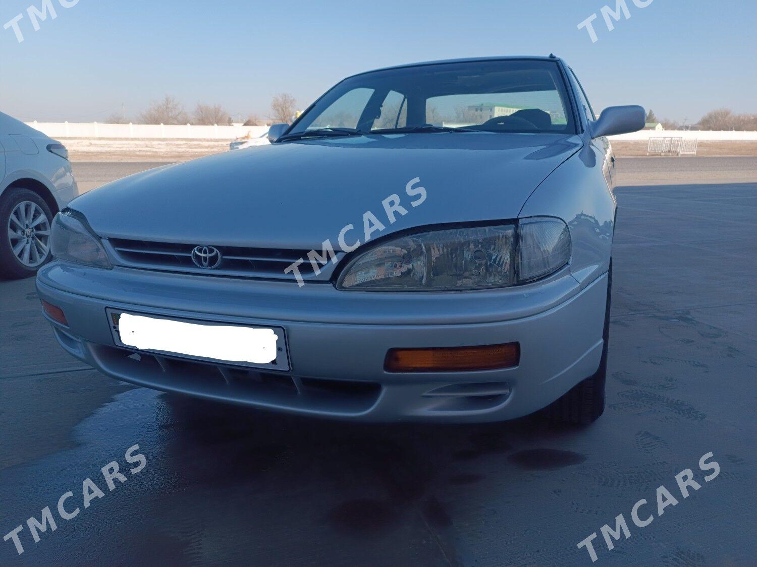 Toyota Camry 1992 - 75 000 TMT - Mary - img 2