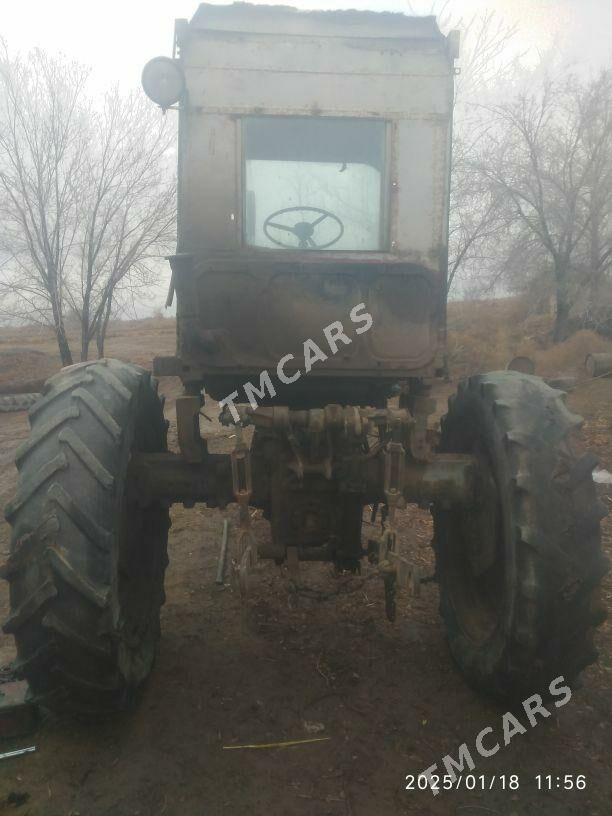 MTZ T-28 2002 - 15 000 TMT - Акдепе - img 3