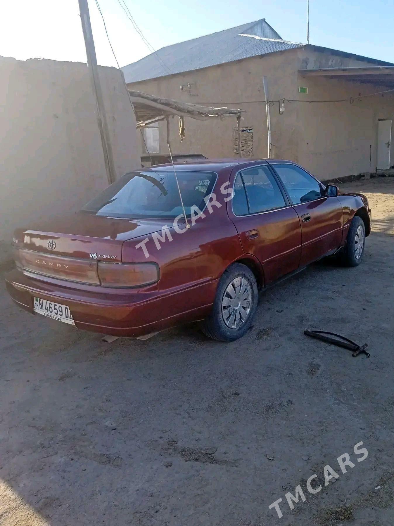 Toyota Camry 1992 - 70 000 TMT - Türkmenbaşy etr. - img 2