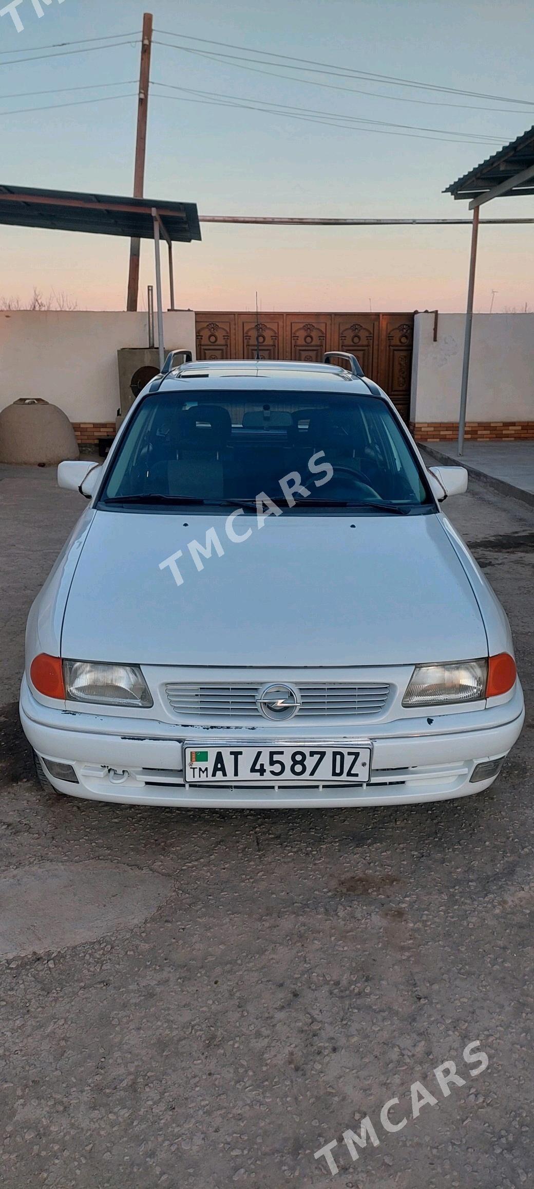 Opel Astra 1996 - 32 000 TMT - Şabat etr. - img 2