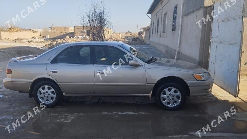 Toyota Camry 2001 - 140 000 TMT - Кёнеургенч - img 4