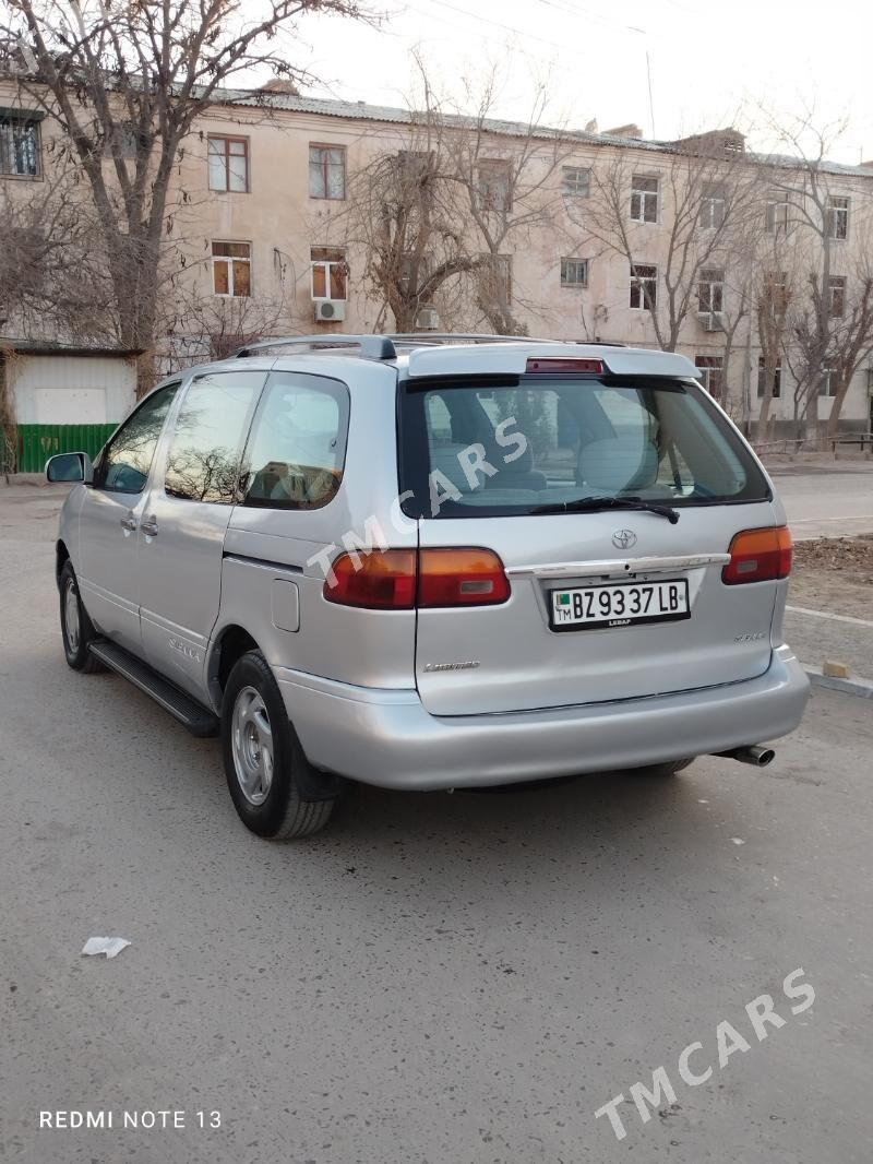 Toyota Sienna 2000 - 135 000 TMT - Туркменабат - img 6