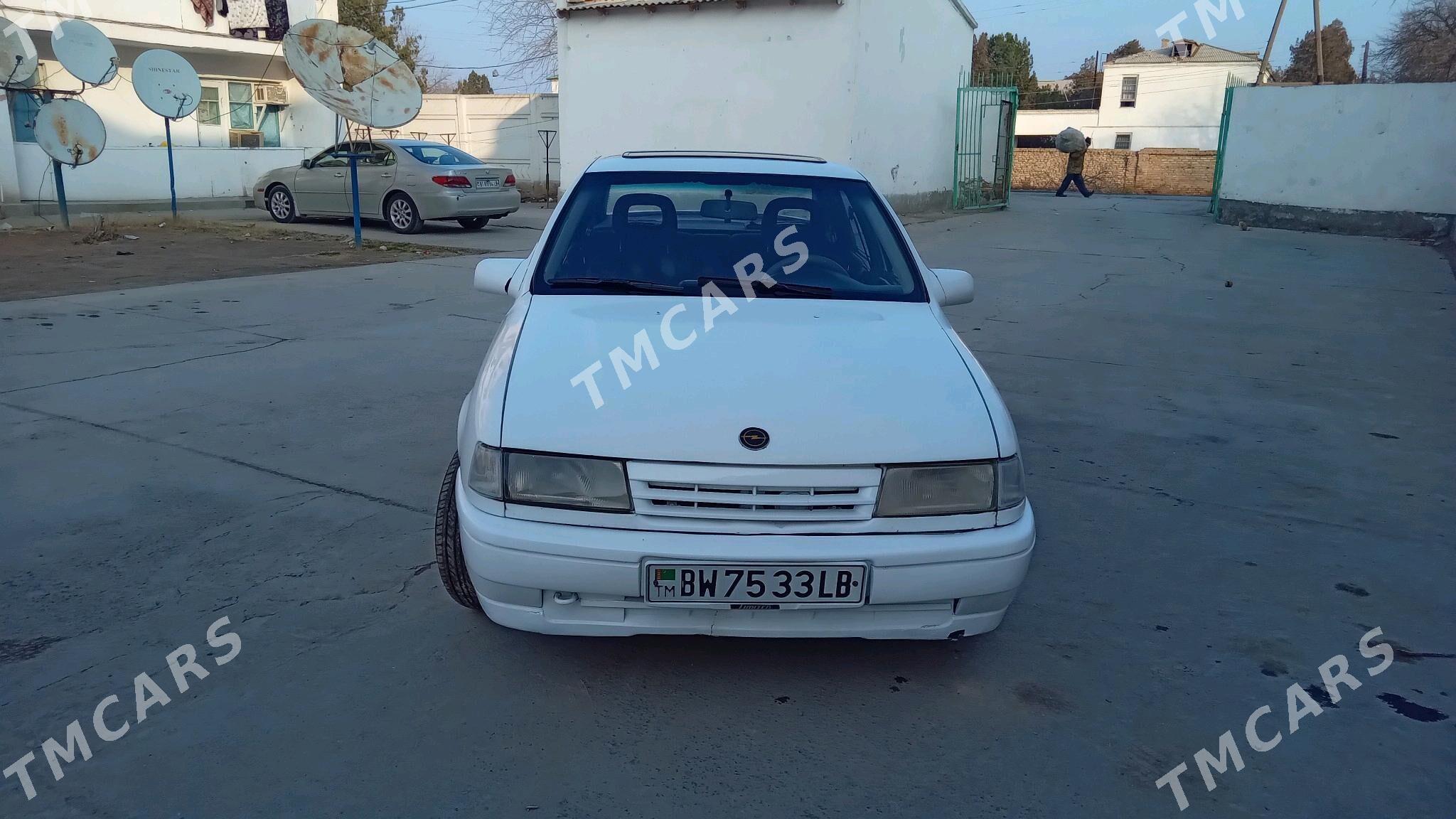 Opel Vectra 1990 - 26 000 TMT - Керки - img 5