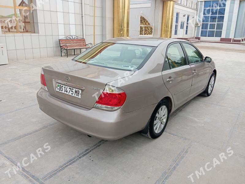 Toyota Camry 2003 - 113 000 TMT - Байрамали - img 2