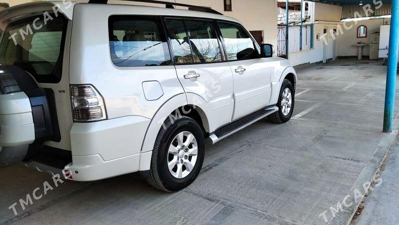 Mitsubishi Pajero 2012 - 220 000 TMT - Балканабат - img 3