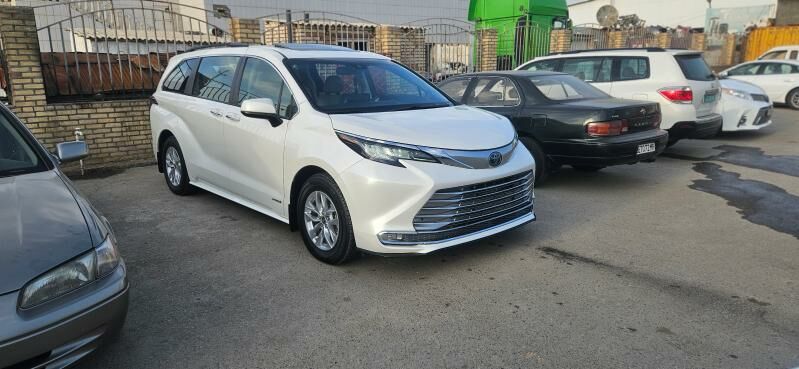 Toyota Sienna 2021 - 610 000 TMT - Мары - img 2