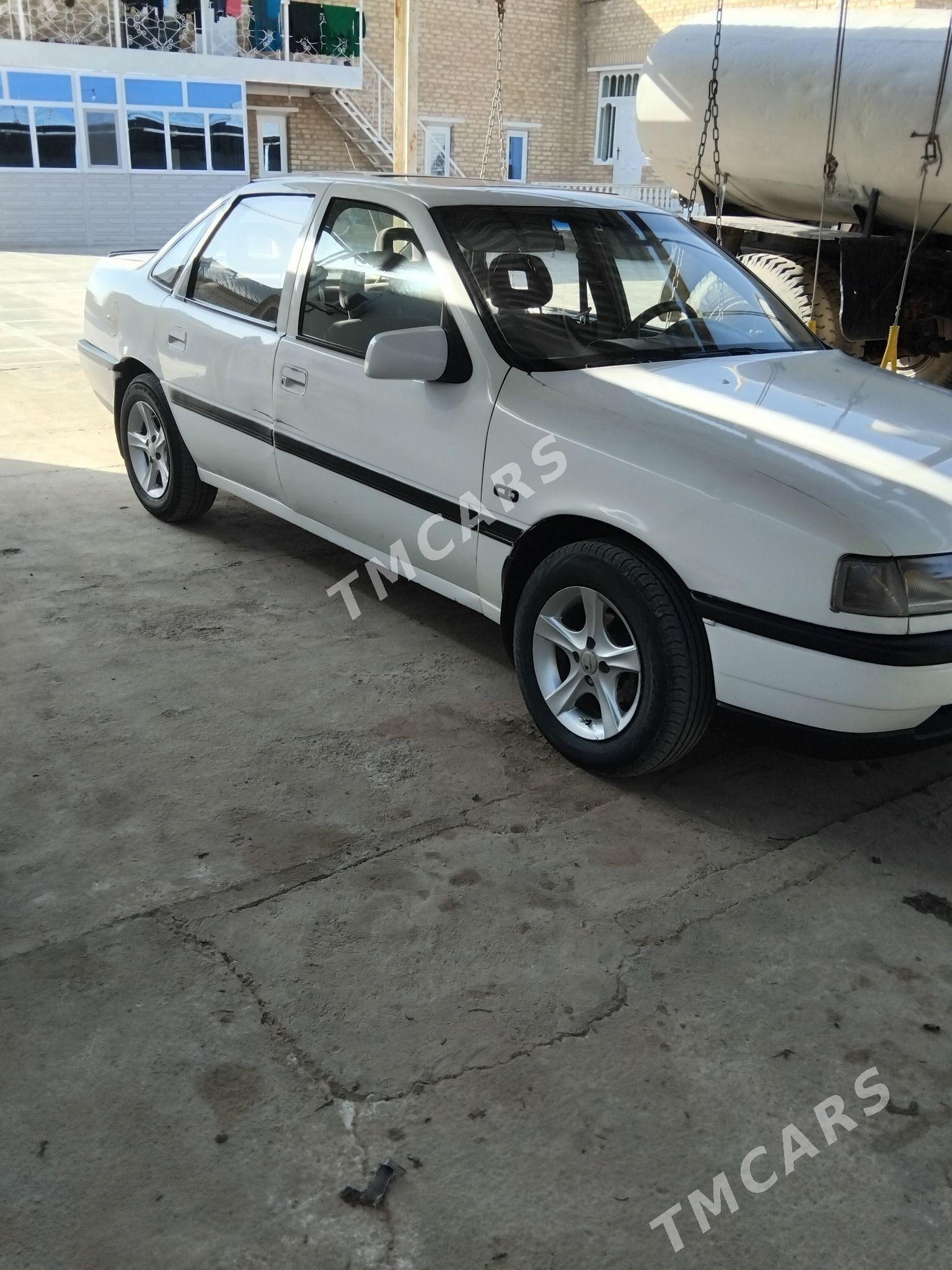 Opel Vectra 1991 - 34 000 TMT - Mary - img 3