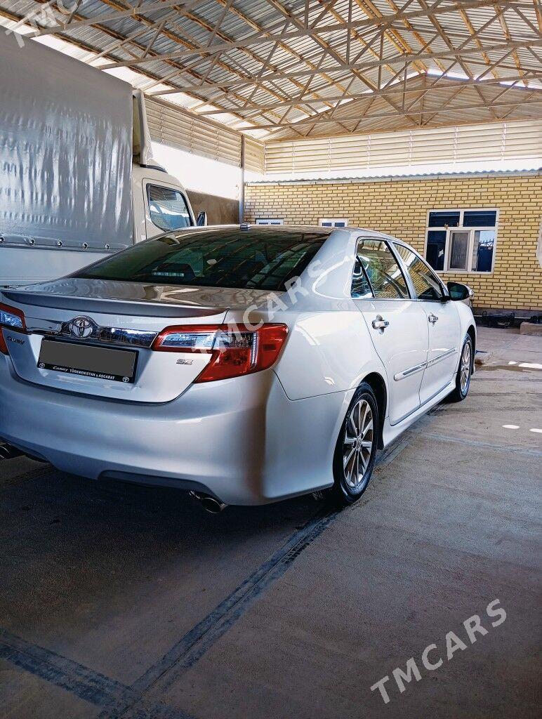 Toyota Camry 2013 - 240 000 TMT - Теджен - img 4