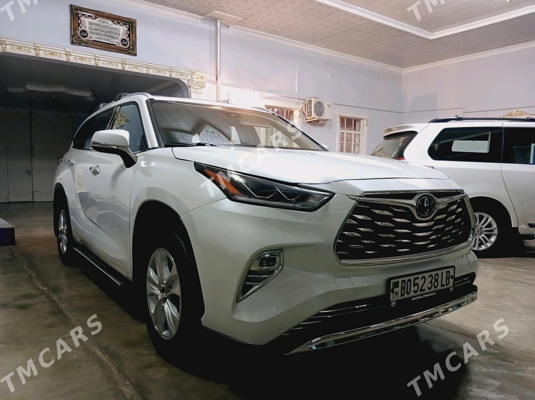 Toyota Highlander 2022 - 548 000 TMT - Туркменабат - img 1
