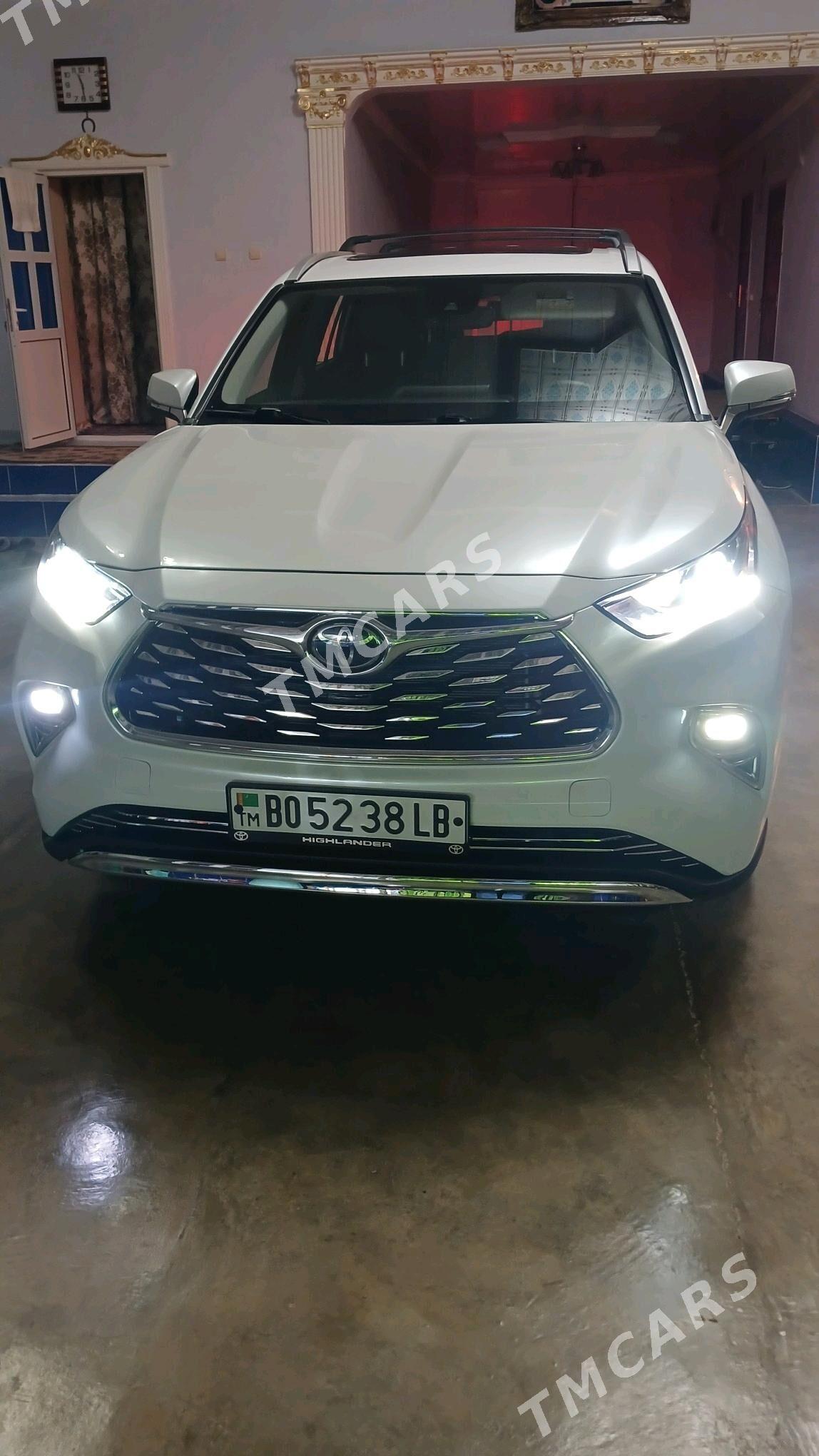 Toyota Highlander 2022 - 548 000 TMT - Туркменабат - img 3