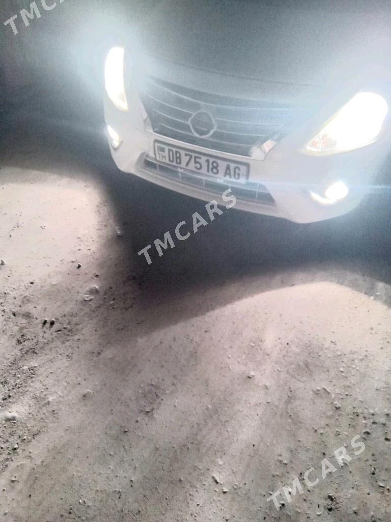 Nissan Versa 2017 - 130 000 TMT - Köşi - img 5