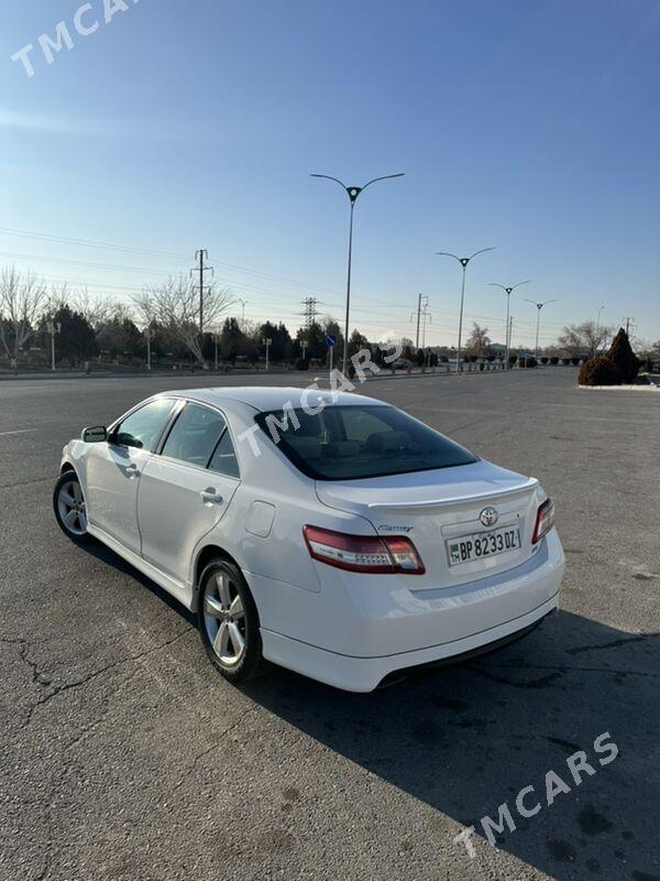 Toyota Camry 2011 - 170 000 TMT - Дашогуз - img 3