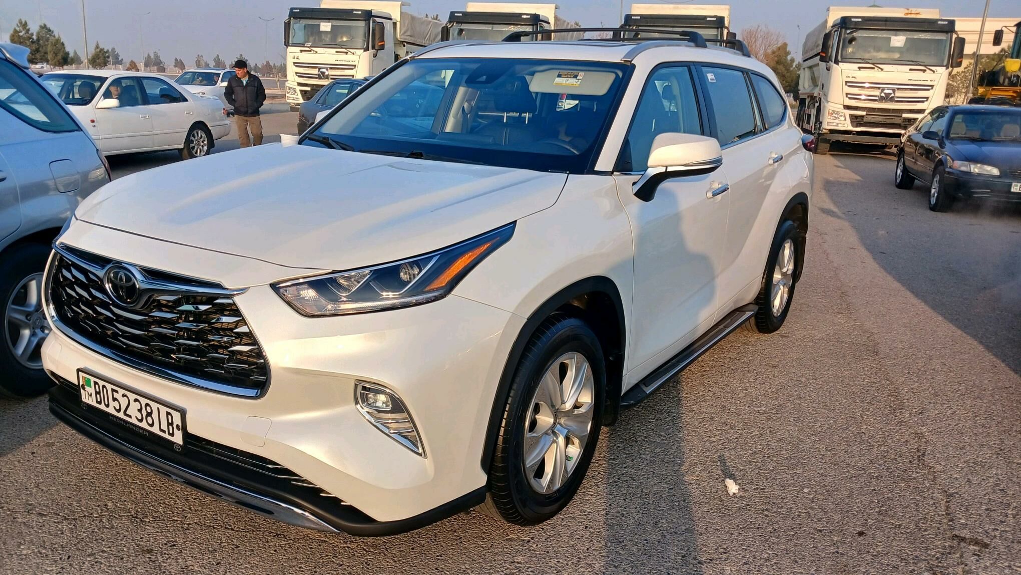 Toyota Highlander 2022 - 548 000 TMT - Туркменабат - img 9