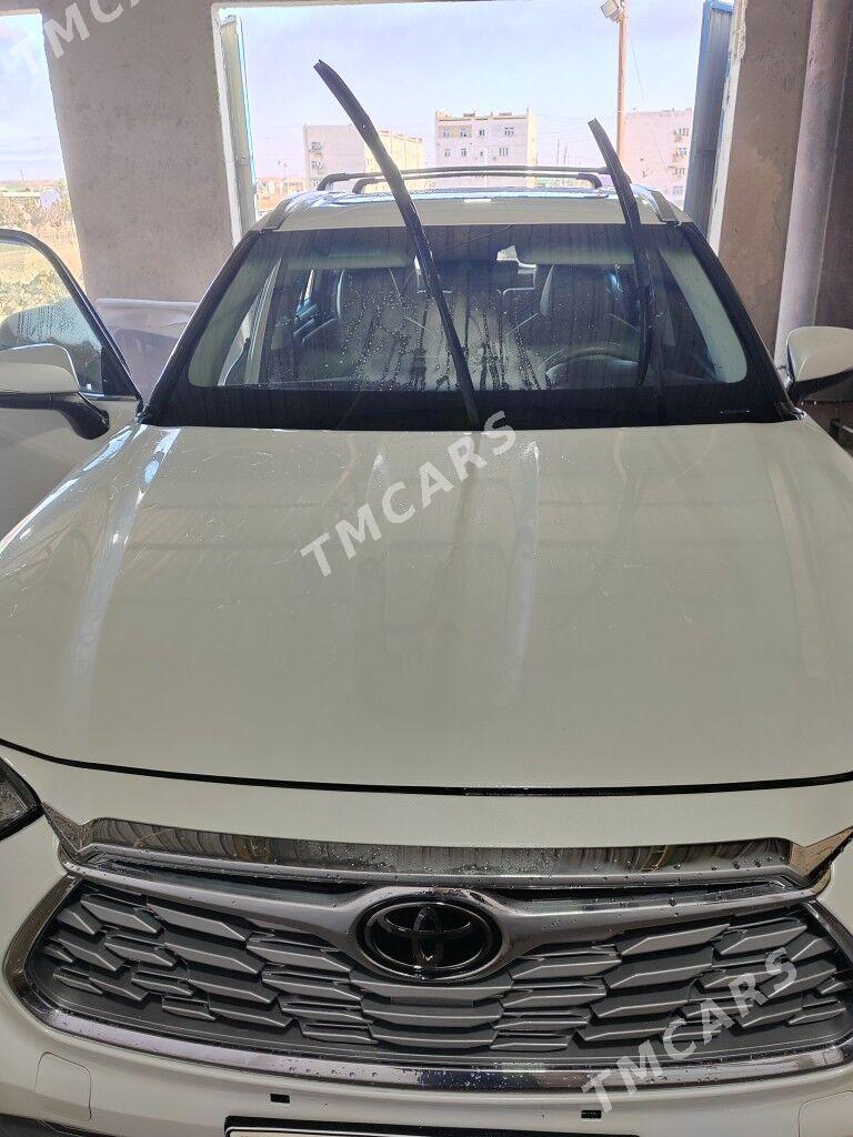 Toyota Highlander 2022 - 600 000 TMT - Balkanabat - img 5
