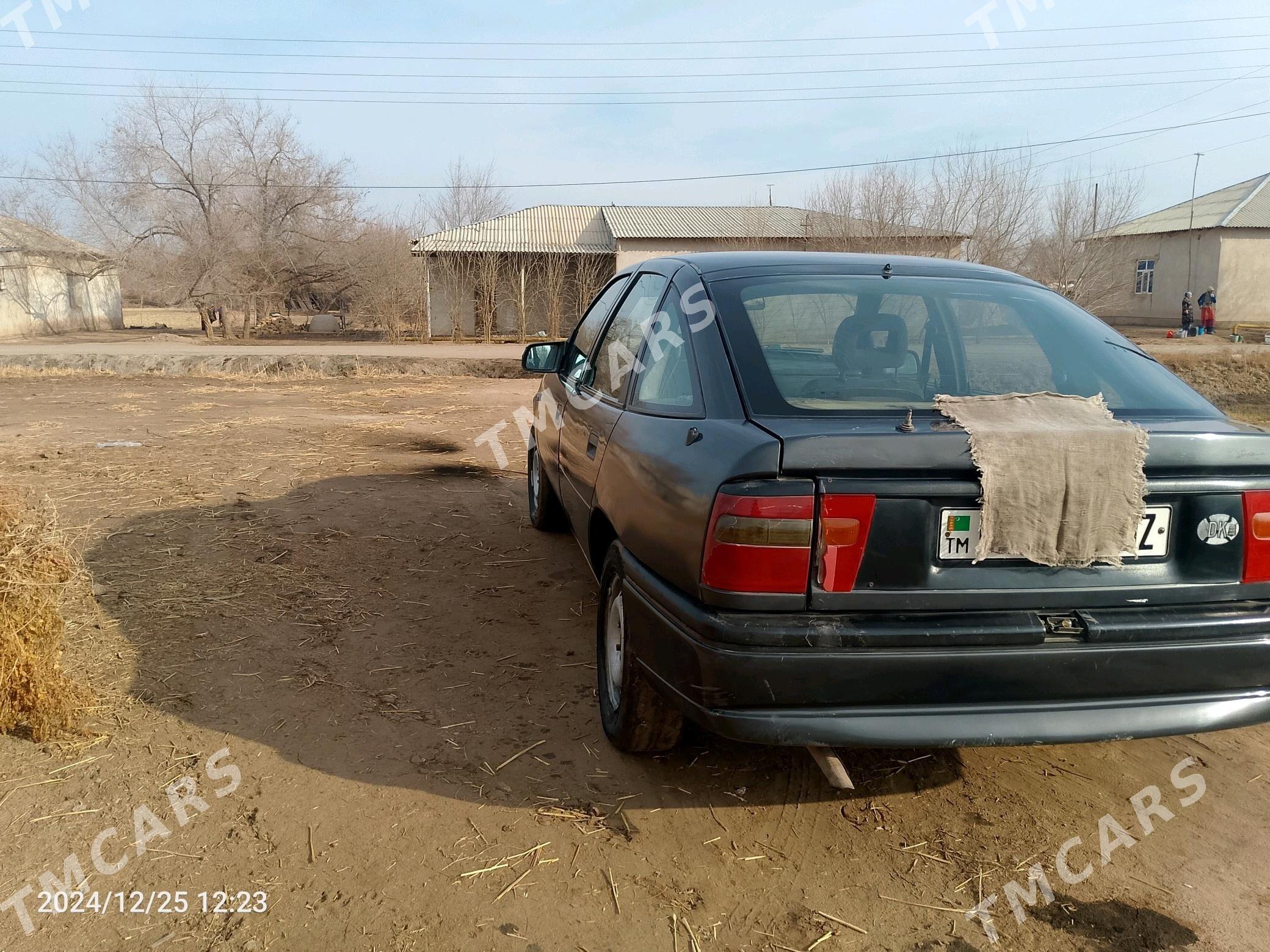 Opel Vectra 1995 - 32 000 TMT - Boldumsaz - img 6