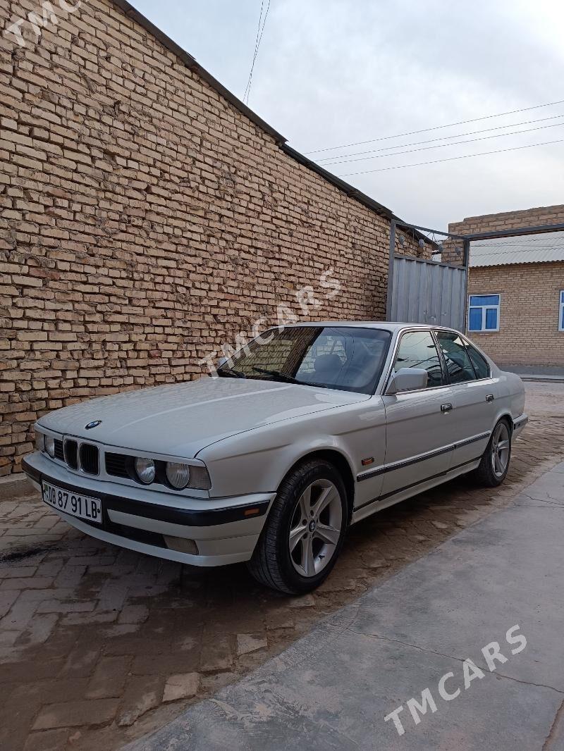 BMW 525 1990 - 40 000 TMT - Garabekewül - img 3