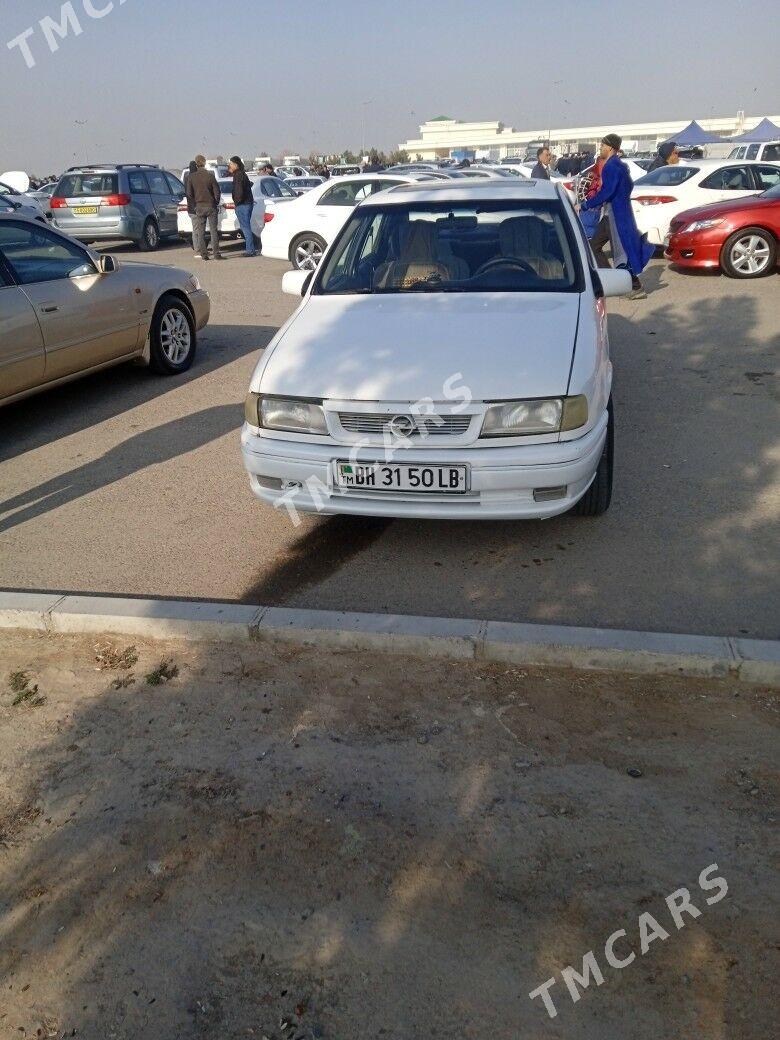 Opel Vectra 1991 - 34 000 TMT - Фарап - img 3