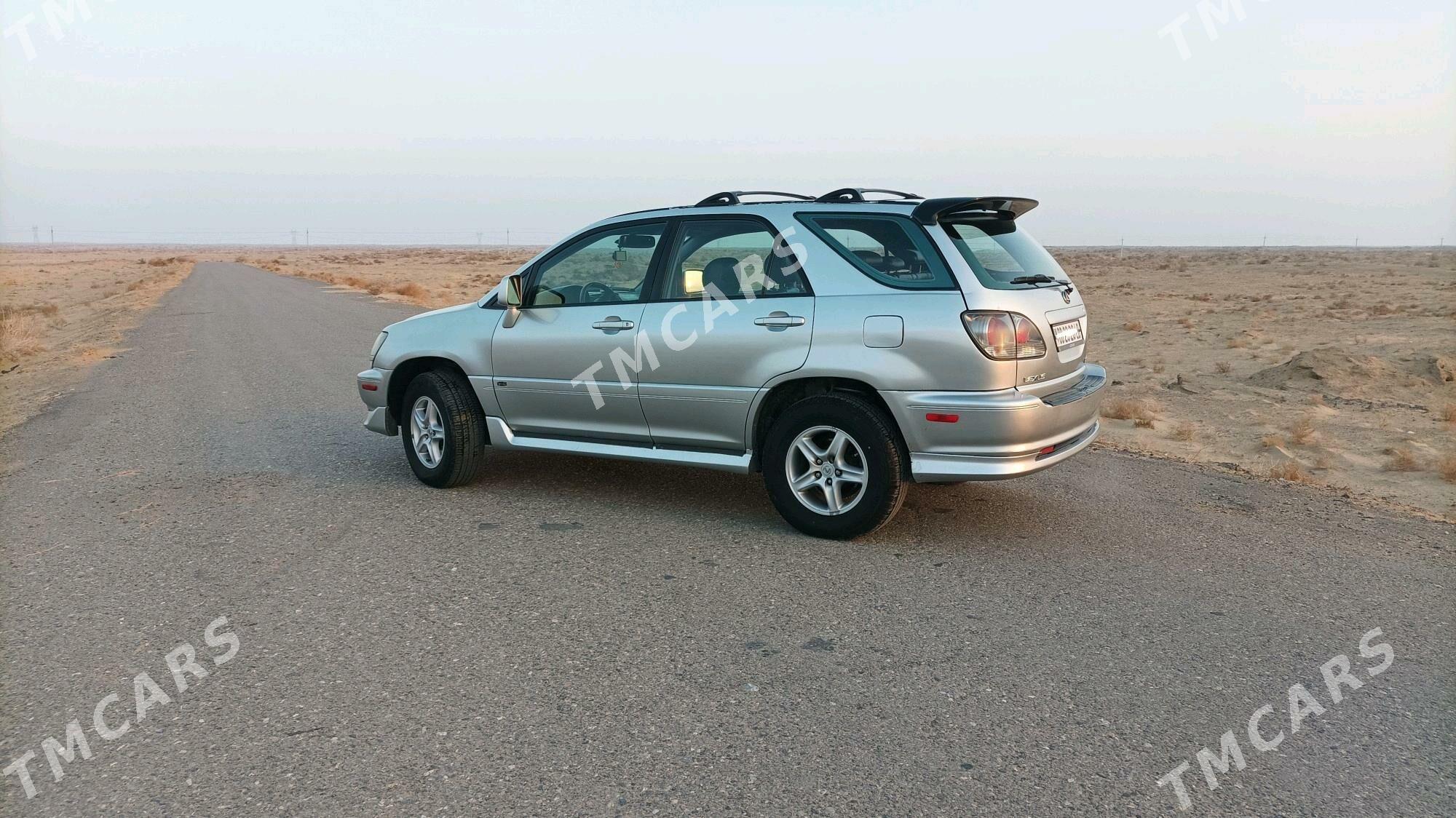 Lexus RX 300 2002 - 180 000 TMT - Kerki - img 1