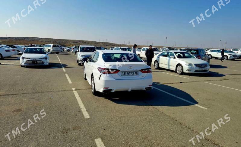 Toyota Camry 2022 - 330 000 TMT - Gökdepe - img 4