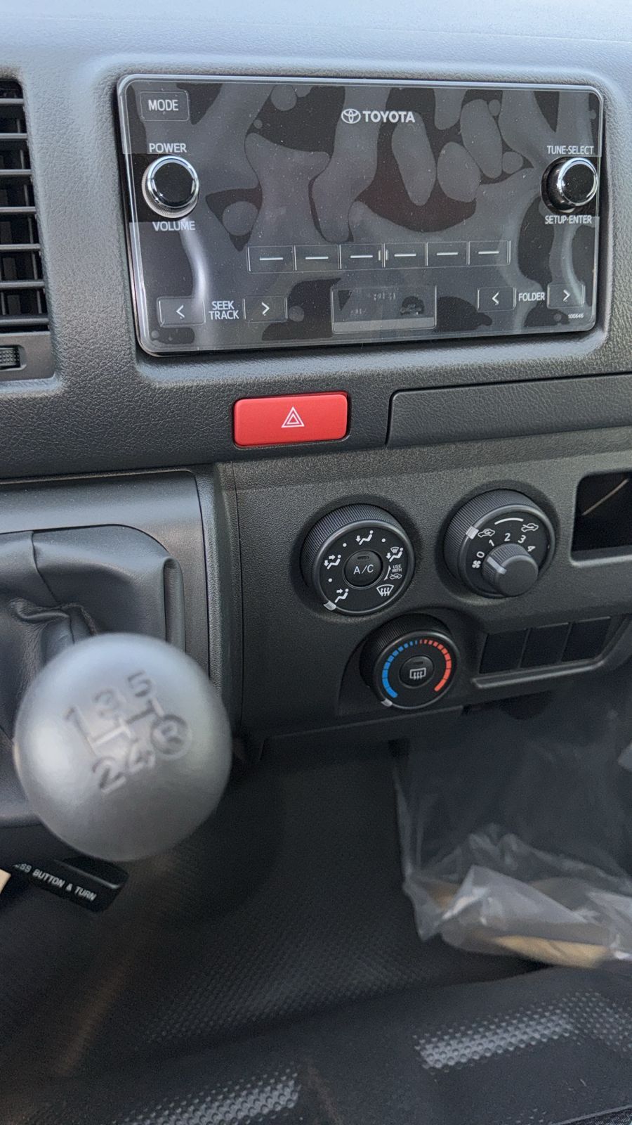 Toyota Hiace 2024 - 485 000 TMT - Ашхабад - img 8