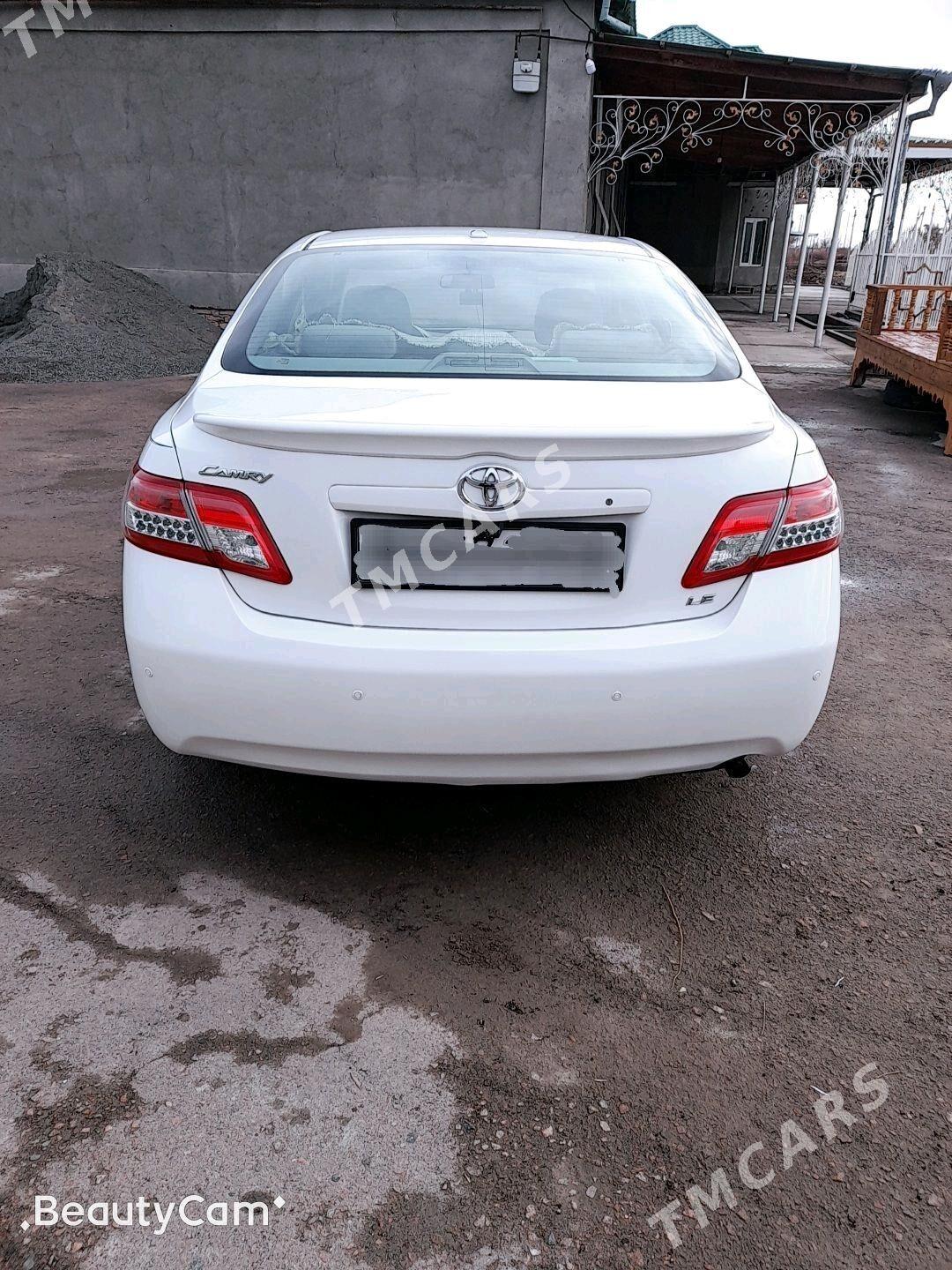 Toyota Camry 2010 - 180 000 TMT - Гурбансолтан Едже - img 4