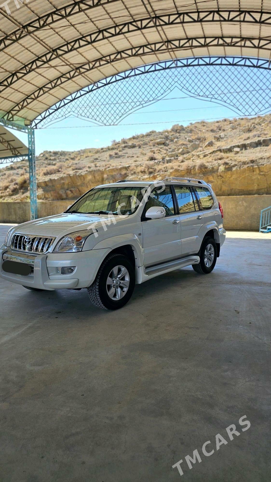 Toyota Land Cruiser Prado 2007 - 510 000 TMT - Bäherden - img 6