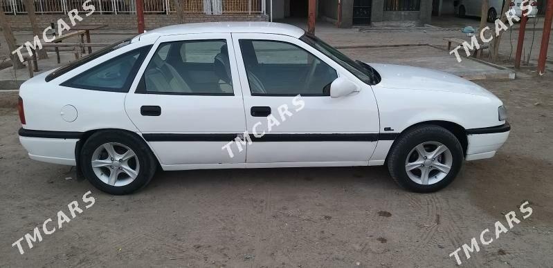 Opel Vectra 1994 - 30 000 TMT - Мары - img 4