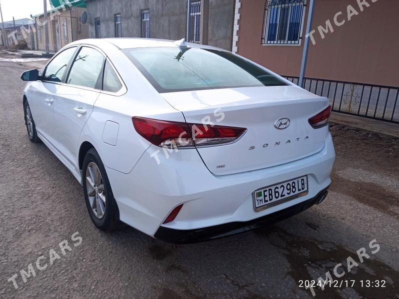 Hyundai Sonata 2018 - 180 000 TMT - Дянев - img 3