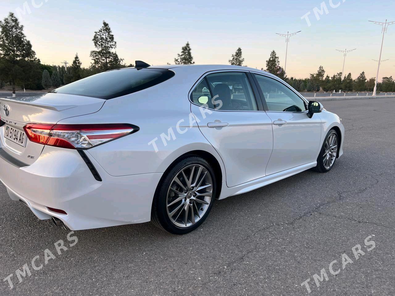 Toyota Camry 2020 - 395 000 TMT - Мары - img 3